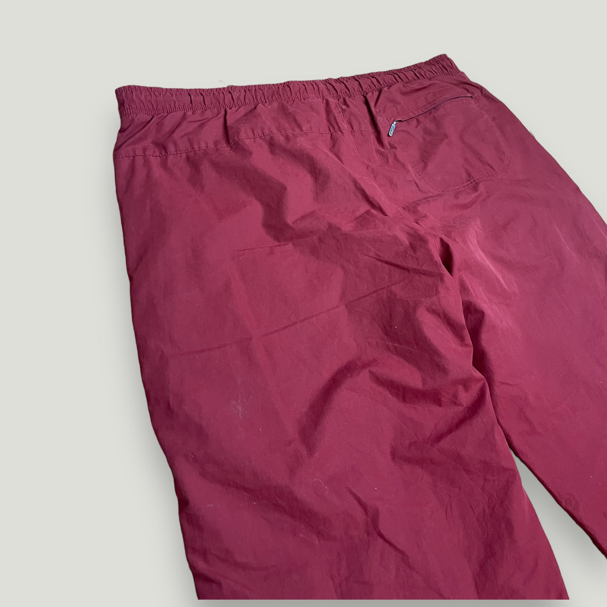 Rote Nike Jogginghose - Vintage Reborn